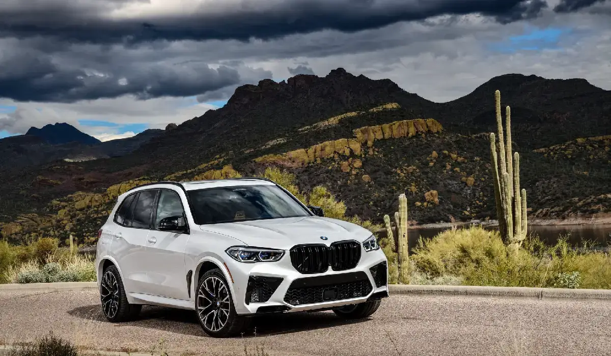 BMW - X5 xDrive35i Design Pure Experience - Luxury Car Rentals - Preowned Luxury Car - Exclusive Concierge Club.webp